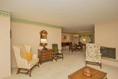 2497 Cranbrook Dr, Cincinnati, OH 45231 photo 15