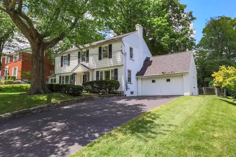 5730 Euclid Rd, Cincinnati, OH 45236 photo 2