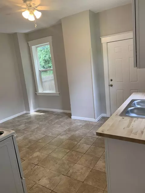 3062 Kerper Ave, Cincinnati, OH 45206 photo 23