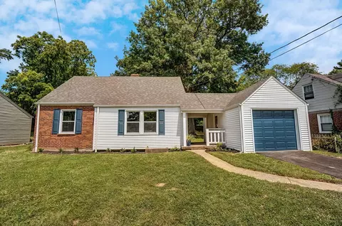 69 Damon Rd, Greenhills, OH 45218 photo 2