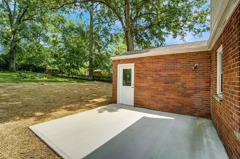69 Damon Rd, Greenhills, OH 45218 photo 42