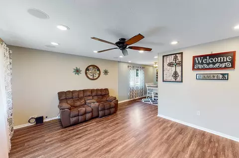 577 Libbejo Dr, Cincinnati, OH 45233 photo 4