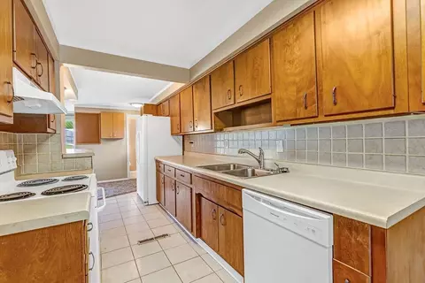 839 Ledro St, Cincinnati, OH 45246 photo 24