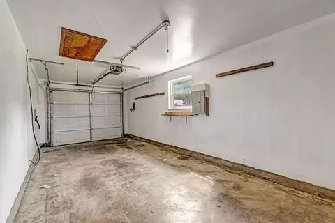 839 Ledro St, Cincinnati, OH 45246 photo 4