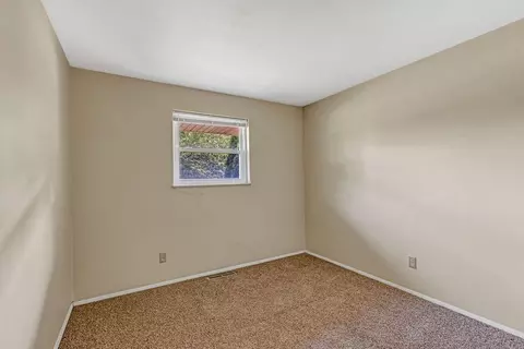 839 Ledro St, Cincinnati, OH 45246 photo 10