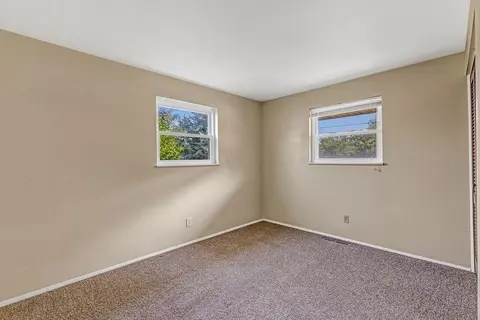 839 Ledro St, Cincinnati, OH 45246 photo 9