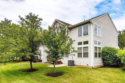 6423 Pinehurst Ln, Mason, OH 45040 photo 3