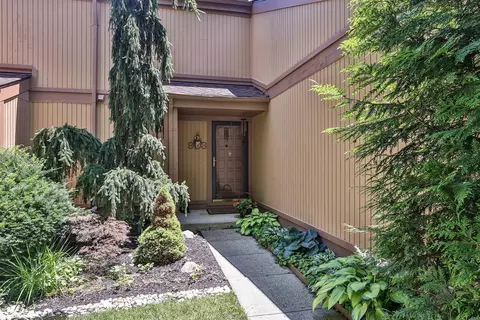 993 Walnut Ct, Mason, OH 45040 photo 2