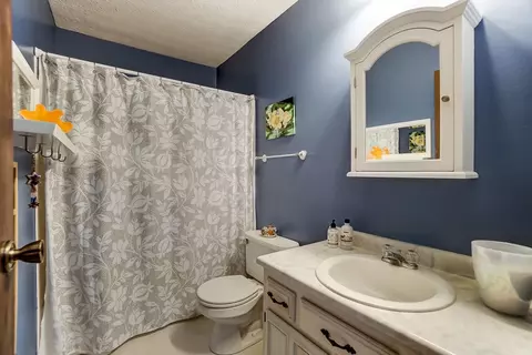 2409 Hazelcrest Ln, Cincinnati, OH 45231 photo 33