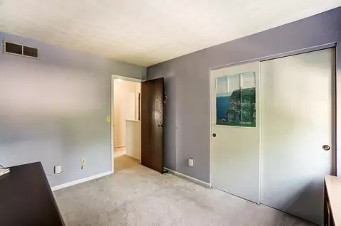 2409 Hazelcrest Ln, Cincinnati, OH 45231 photo 29