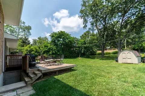 14 Hadley Rd, Greenhills, OH 45218 photo 32