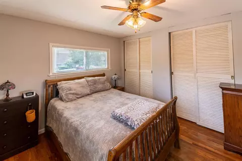 14 Hadley Rd, Greenhills, OH 45218 photo 7