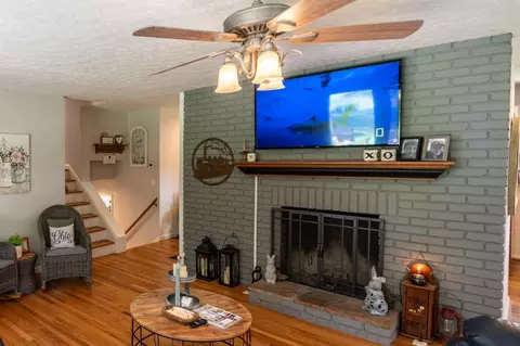 14 Hadley Rd, Greenhills, OH 45218 photo 4