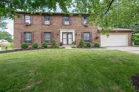 9620 Pepper Cir, Cincinnati, OH 45231 photo 2