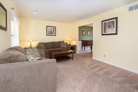 9620 Pepper Cir, Cincinnati, OH 45231 photo 13