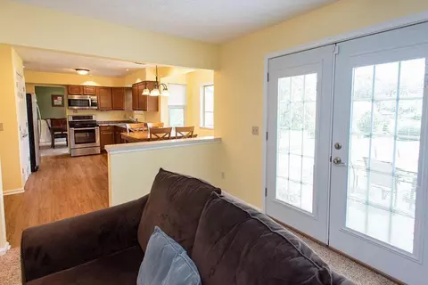9620 Pepper Cir, Cincinnati, OH 45231 photo 8