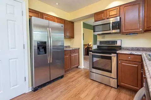 9620 Pepper Cir, Cincinnati, OH 45231 photo 5