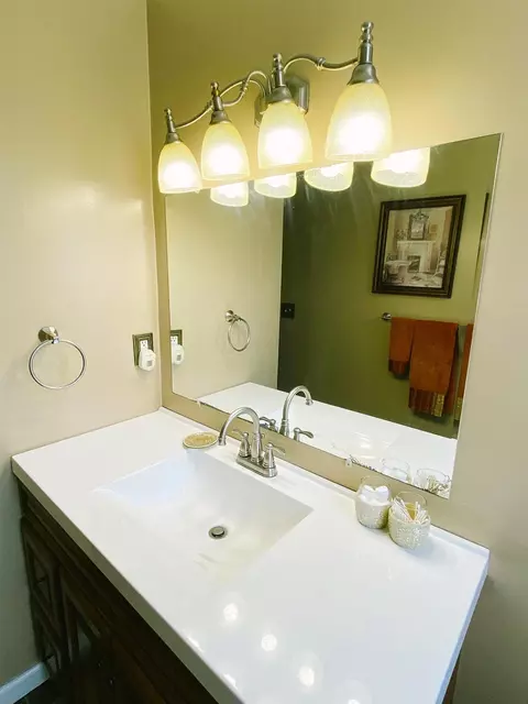 6365 Savannah Ave, Cincinnati, OH 45224 photo 9