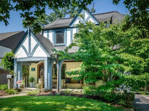 3805 Indianview Ave, Mariemont, OH 45227 photo 1