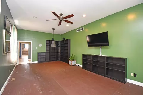 1235 Bates Ave, Cincinnati, OH 45225 photo 4