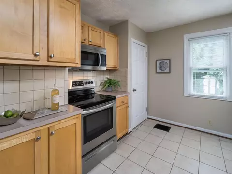6834 Windward St, Cincinnati, OH 45227 photo 7