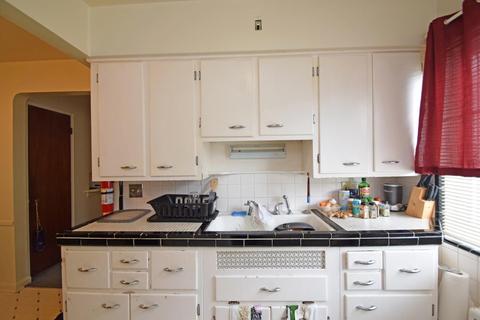 2926 Harrison Ave, Cincinnati, OH 45211 photo 22