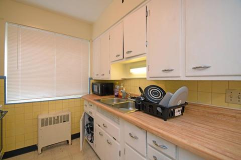 2926 Harrison Ave, Cincinnati, OH 45211 photo 11