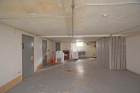 2926 Harrison Ave, Cincinnati, OH 45211 photo 30