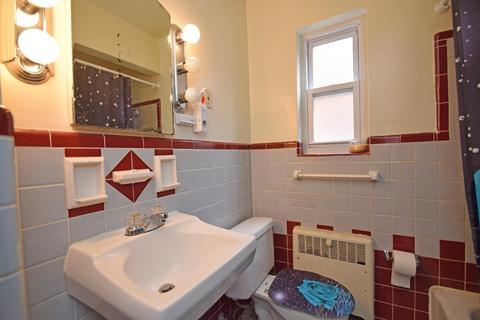 2926 Harrison Ave, Cincinnati, OH 45211 photo 13