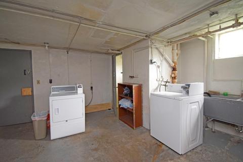 2926 Harrison Ave, Cincinnati, OH 45211 photo 28