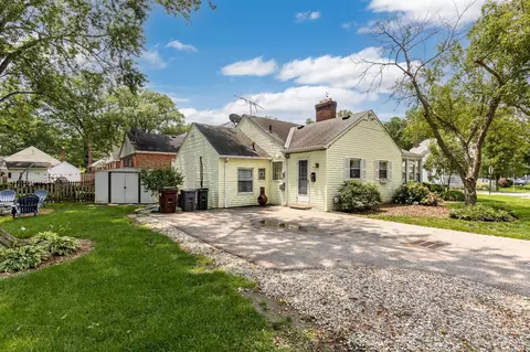 4110 Grove Ave, Mariemont, OH 45227 photo 6