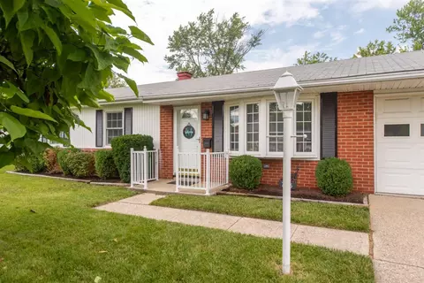 786 Crowden Dr, Cincinnati, OH 45224 photo 1