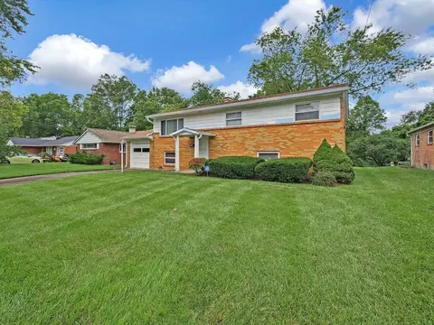 10631 Forestdale Ln, Cincinnati, OH 45240 photo 3