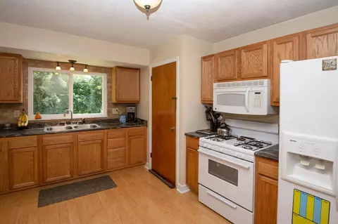 282 Jupiter Dr, Cincinnati, OH 45238 photo 9