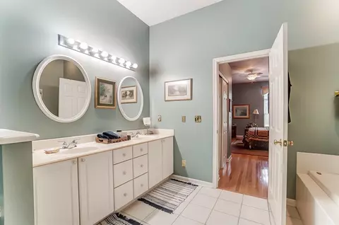 836 Cypresspoint Ct, Cincinnati, OH 45245 photo 26