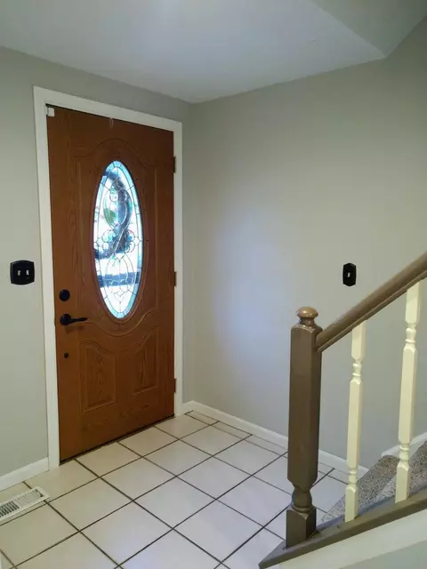 8686 Simpson Ct, Mason, OH 45040 photo 2