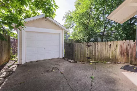 4338 Eileen Dr, Cincinnati, OH 45209 photo 23