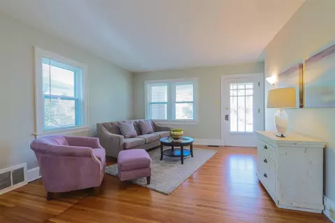 4338 Eileen Dr, Cincinnati, OH 45209 photo 4