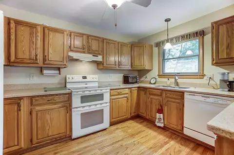 4283 Marcrest Dr, Cincinnati, OH 45211 photo 13
