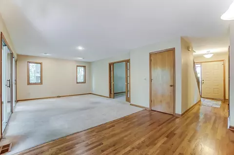 4283 Marcrest Dr, Cincinnati, OH 45211 photo 5