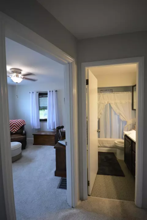 1048 Morado Dr, Cincinnati, OH 45238 photo 8