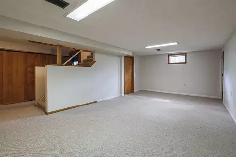 8614 Zenith Ct, Cincinnati, OH 45231 photo 25