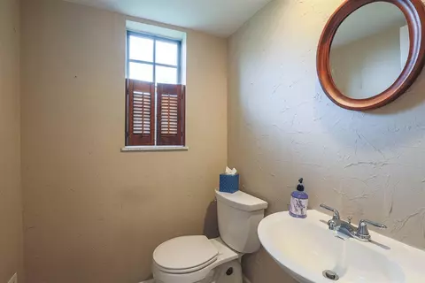 8614 Zenith Ct, Cincinnati, OH 45231 photo 15