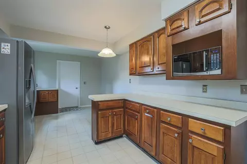 8614 Zenith Ct, Cincinnati, OH 45231 photo 11
