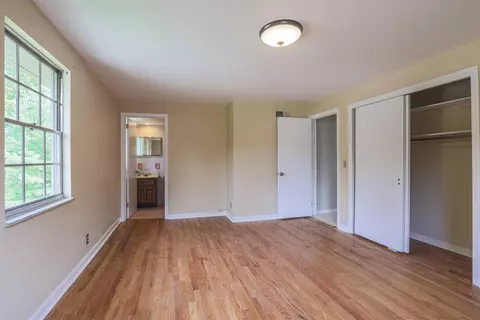8614 Zenith Ct, Cincinnati, OH 45231 photo 17