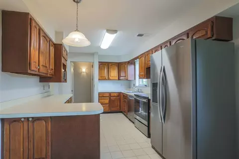 8614 Zenith Ct, Cincinnati, OH 45231 photo 9