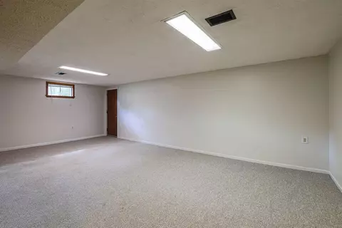 8614 Zenith Ct, Cincinnati, OH 45231 photo 22