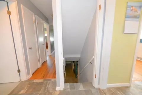 1101 Hempstead Dr, Cincinnati, OH 45231 photo 24