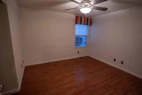 3366 Emerald Rdg, Cincinnati, OH 45211 photo 12