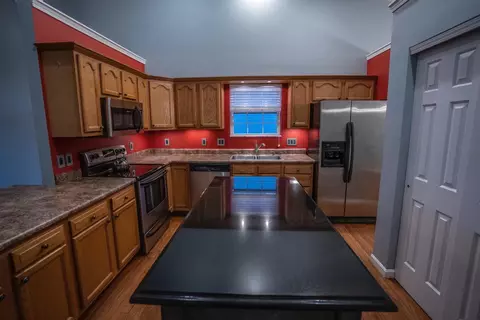 3366 Emerald Rdg, Cincinnati, OH 45211 photo 6